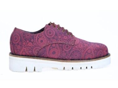 Baroque Maroon Treaders